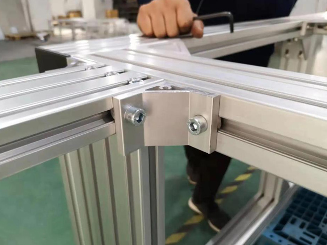 Aluminum frame clearance